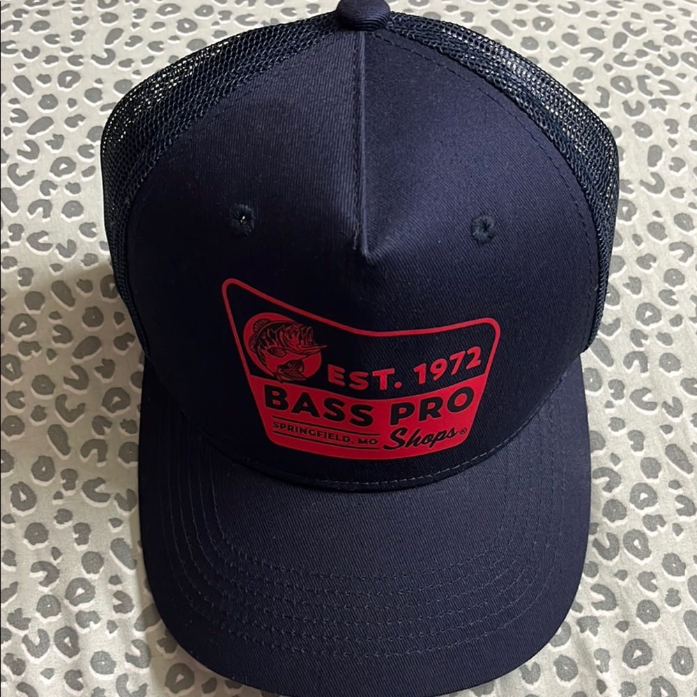 Unique Bass Pro Shops Navy and Red Trucker Hat